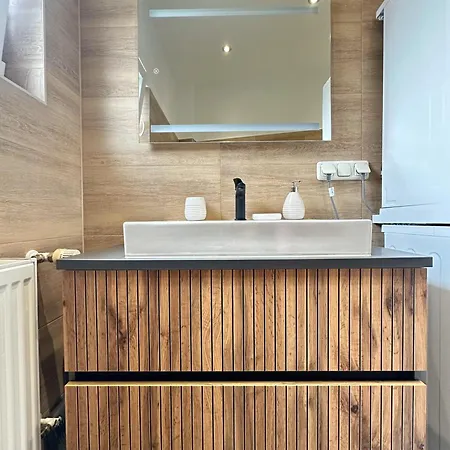 Lägenhet Uniklinikum Und Messe Essen, Netflix, Wlan